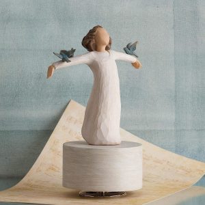 Willow Tree Happiness Musical, Sculpted Hand-Painted Musical Figure
