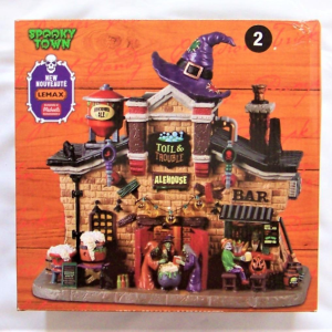 Lemax Spooky Town 2022 TOIL & TROUBLE ALEHOUSE #25852 NRFB Lit Village Bldg*