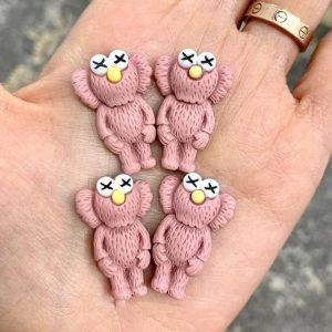 KAWS Nail Charms 4pcs (Mixed Green Pink)